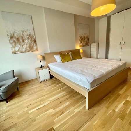 Boutique Apartments - Old Town 120M2 - Private Underground Parking - Breslavia Esterno foto