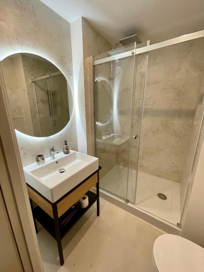 Boutique Apartments - Old Town 120M2 - Private Underground Parking - Breslavia Esterno foto